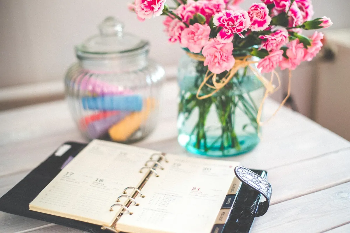 12 Home Office Organisation Ideas for a Clutter-Free Desk